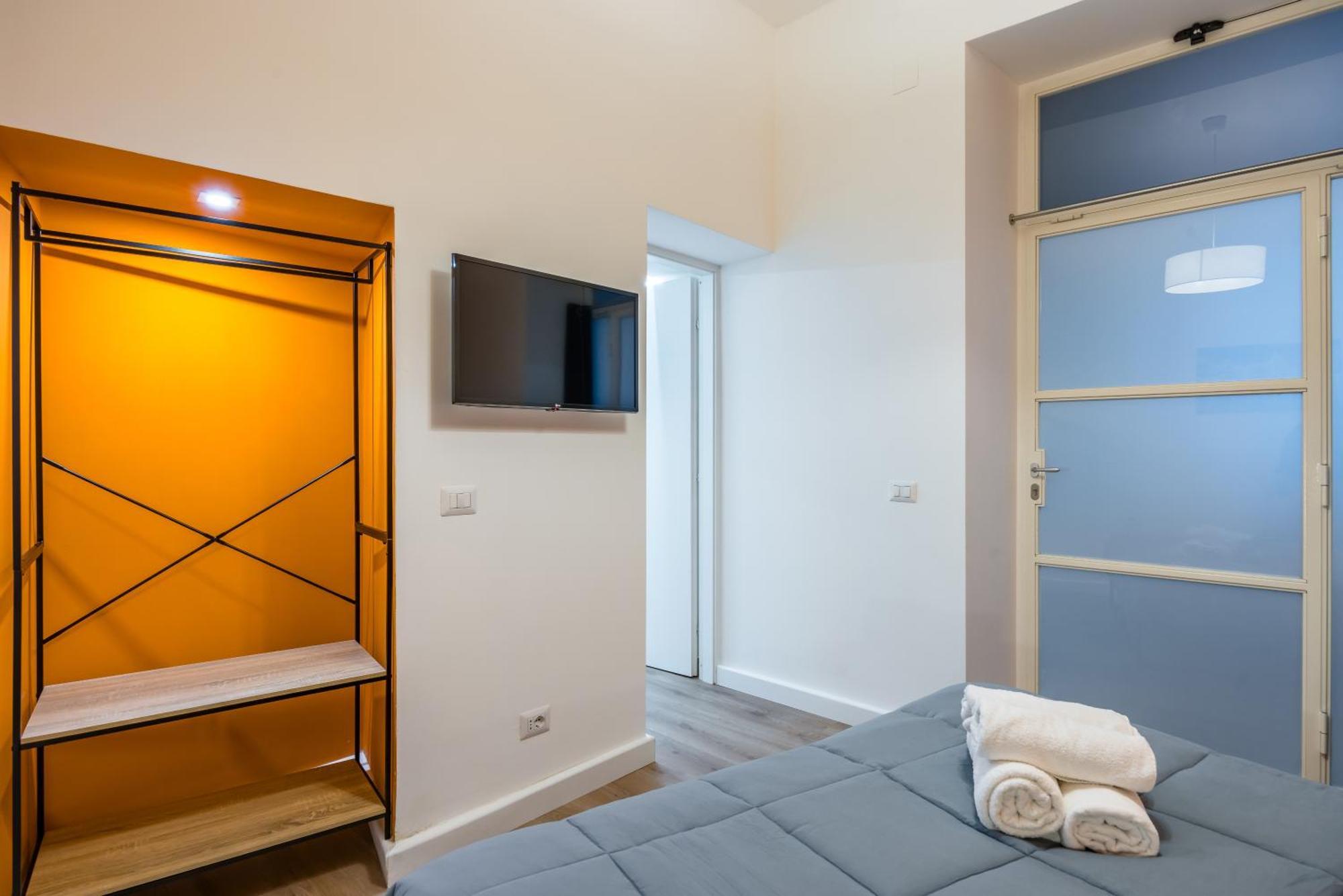 Lioy 25 By Napoliapartments Eksteriør bilde