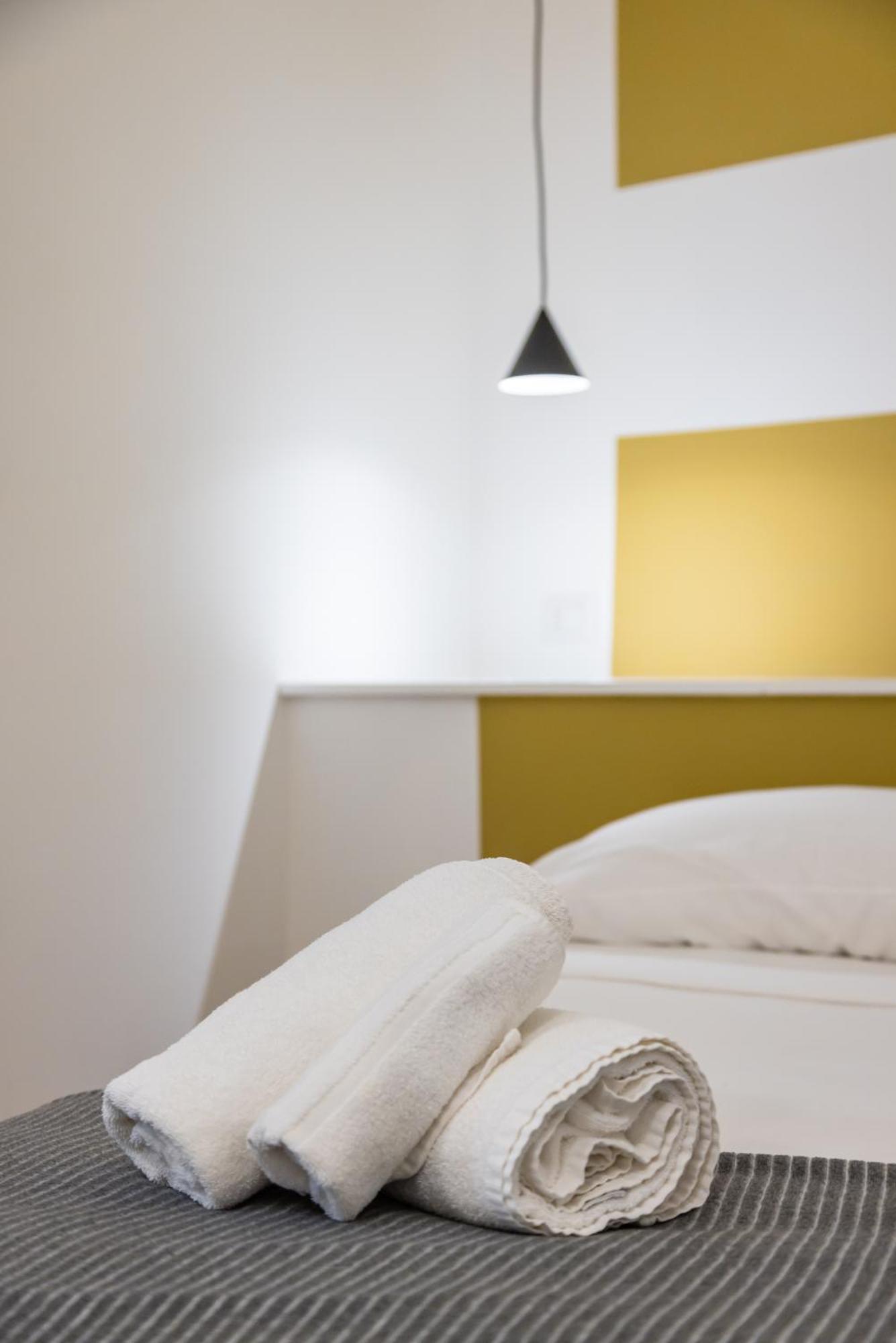Lioy 25 By Napoliapartments Eksteriør bilde